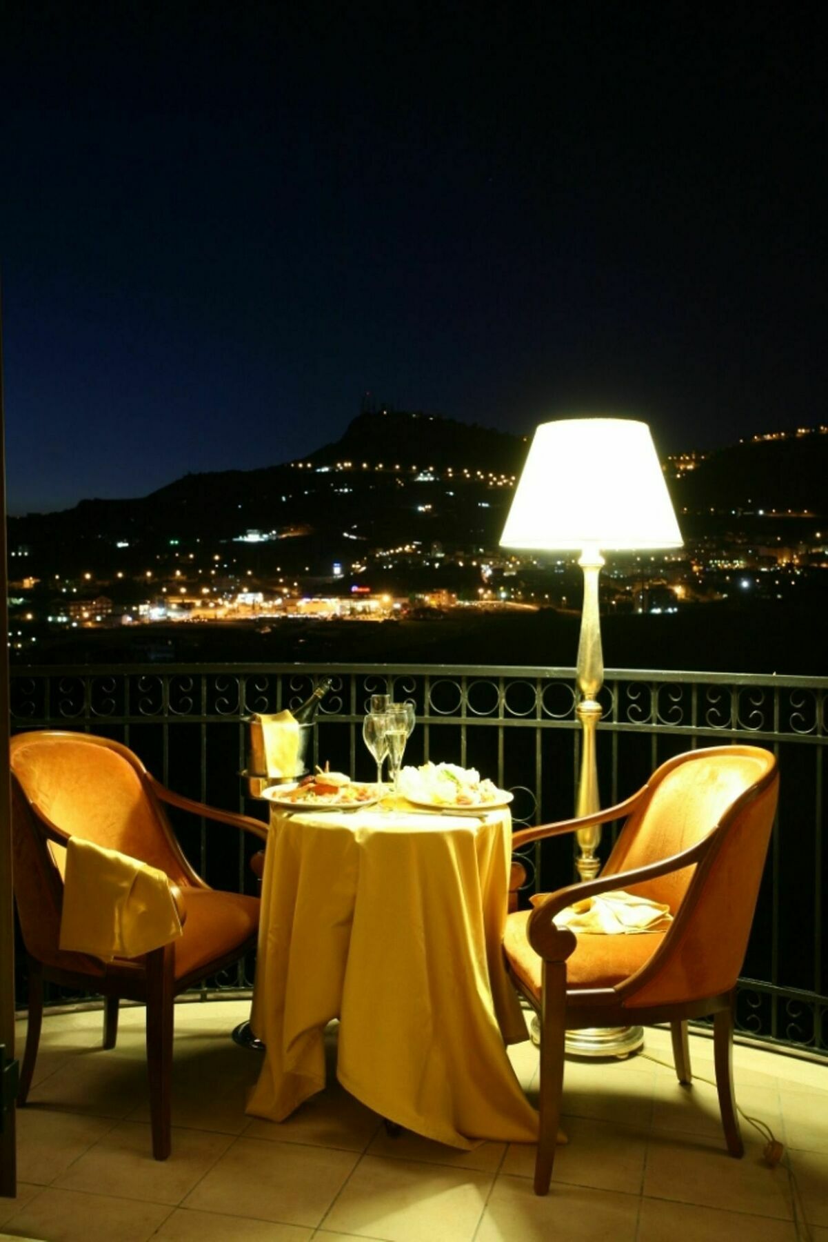 Hotel Federico II Enna Esterno foto